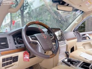 Xe Toyota Land Cruiser VX 4.6 V8 2016