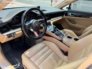 Xe Porsche Panamera 3.0 V6 2018