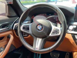 Xe BMW 5 Series 520i M Sport 2022