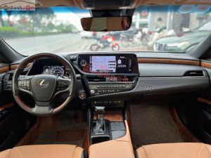 Xe Lexus ES 250 2022