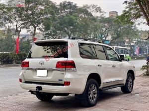 Xe Toyota Land Cruiser VX 4.6 V8 2016