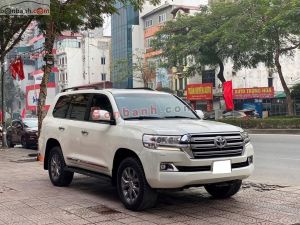 Xe Toyota Land Cruiser VX 4.6 V8 2016