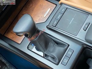 Xe Lexus ES 250 2021