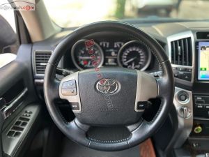 Xe Toyota Land Cruiser VX 4.6 V8 2014