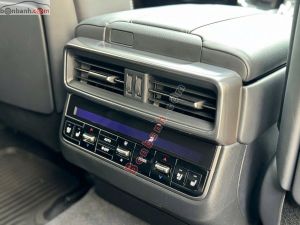 Xe Lexus LX 600 F-Sport 2023