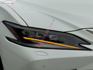 Xe Lexus ES 250 F Sport 2022