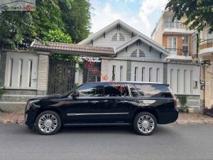Xe Cadillac Escalade ESV Platinum 2015