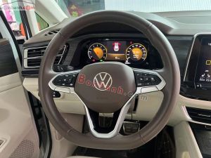 Xe Volkswagen Viloran Luxury 2024