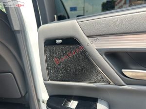 Xe Lexus LX 600 F-Sport 2023