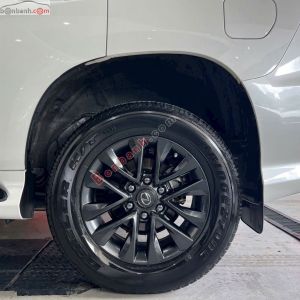 Xe Lexus GX 460 2021