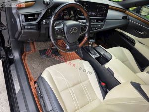 Xe Lexus ES 250 2022