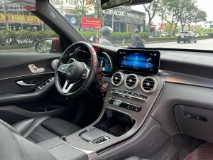 Xe Mercedes Benz GLC 300 4Matic 2020