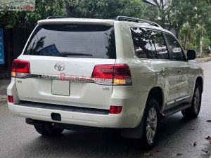 Xe Toyota Land Cruiser VX 4.6 V8 2017