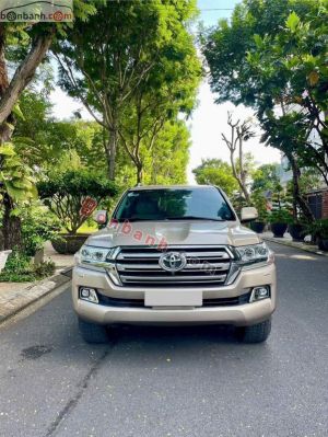 Xe Toyota Land Cruiser VX 4.6 V8 2017