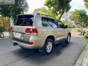 Xe Toyota Land Cruiser VX 4.6 V8 2017