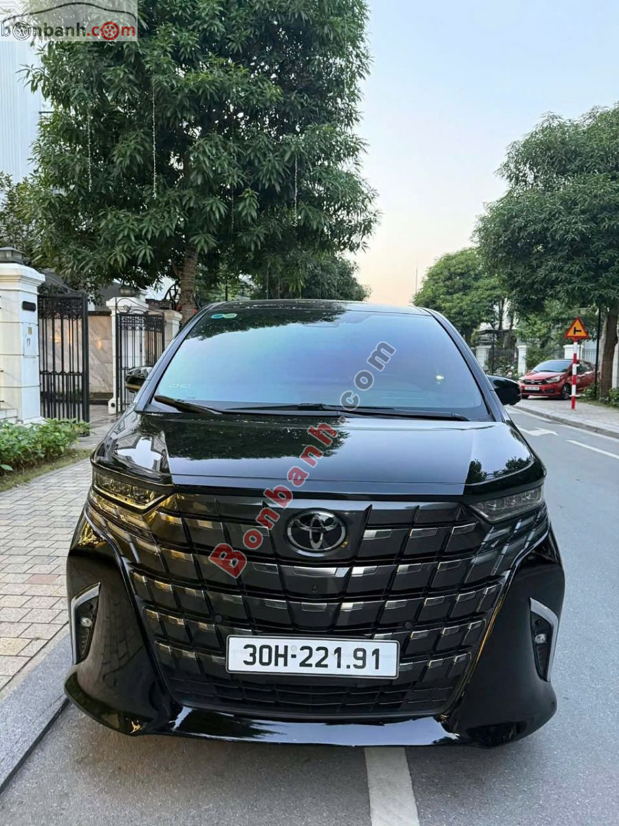 Toyota Alphard Luxury Executive Lounge 2023