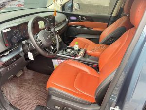 Xe Kia Carnival Signature 2.2D 2024