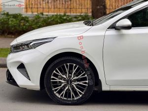Xe Kia K3 Premium 2.0 AT 2022