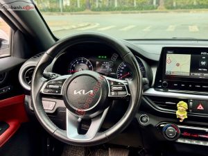 Xe Kia K3 Premium 2.0 AT 2022