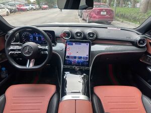 Xe Mercedes Benz C class C300 AMG 2023