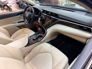 Xe Toyota Camry 2.5Q 2020