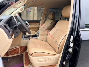 Xe Toyota Land Cruiser VX 4.6 V8 2016