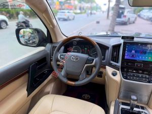 Xe Toyota Land Cruiser VX.R 4.6 V8 2015