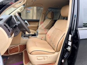 Xe Toyota Land Cruiser VX 4.6 V8 2016