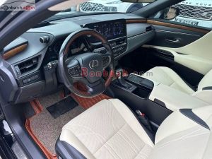 Xe Lexus ES 250 2022