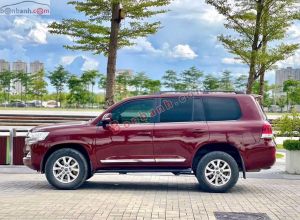 Xe Toyota Land Cruiser 4.6 V8 2020