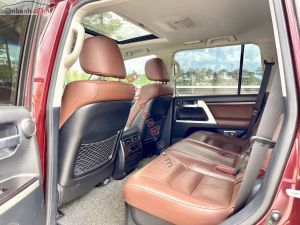 Xe Toyota Land Cruiser 4.6 V8 2020