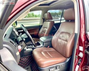 Xe Toyota Land Cruiser 4.6 V8 2020