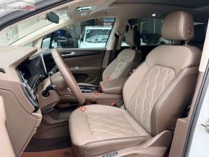 Xe Volkswagen Viloran Luxury 2024