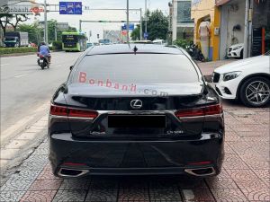 Xe Lexus LS 500 2019